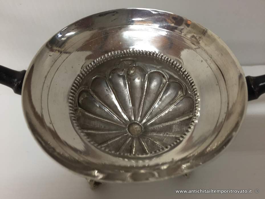 Argenti antichi - Oggetti vari in argento  - Antico braciere da fumo - Immagine n°5  