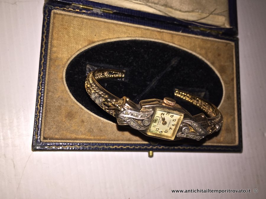 Oggettistica d`epoca - Orologi e portaorologi
Antico orologio gioiello - Antico orologio gioiello in oro
Immagine n° 