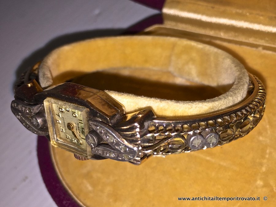 Oggettistica d`epoca - Orologi e portaorologi - Antico orologio gioiello Antico orologio gioiello in oro - Immagine n°2  