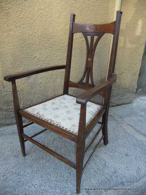 Mobili antichi → Poltrone e poltroncine → Poltrona liberty intarsiata Poltrona antica liberty
Deliziosa poltrona liberty realizzata in massello di mogano con due eleganti fiorellini intarsiati nello schienale. Gambe a tronco di piramide. La poltrona inglese del periodo liberty si presenta in …
... continua ...
Immagine:immagini/catalogo/1000/1590.jpg