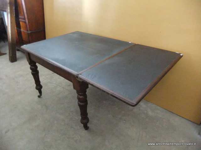 Mobili antichi - Tavoli allungabili - Antico tavolo scrittoio da lettura periodo Vittoriano con gambe tornite - Immagine n°8  
