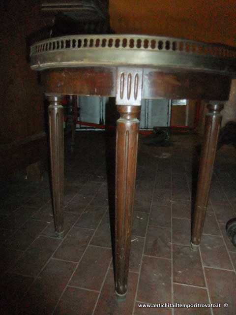 Mobili antichi - Tavoli e tavolini - Antico tavolino con marmo Tavolino francese piano in marmo - Immagine n°3  