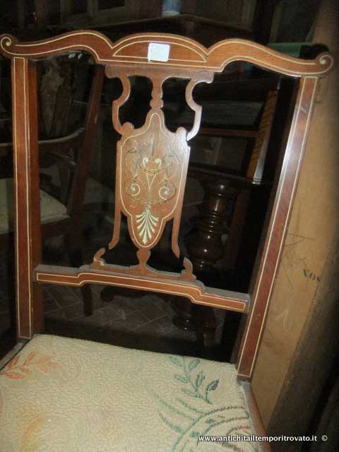 Mobili antichi - Sedie - Antica coppia di sedie Vittoriane intarsiate - Immagine n°2  