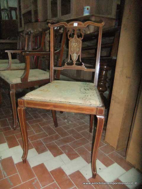 Mobili antichi - Sedie - Antica coppia di sedie Vittoriane intarsiate - Immagine n°3  