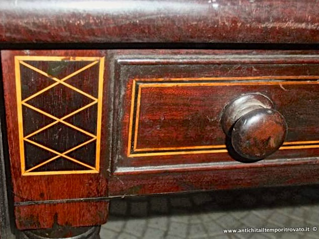 Mobili antichi - Tavoli a bandelle  - Antico tavolo in mogano cubano intarsiato Tavolo bandelle intarsiato - Immagine n°7  