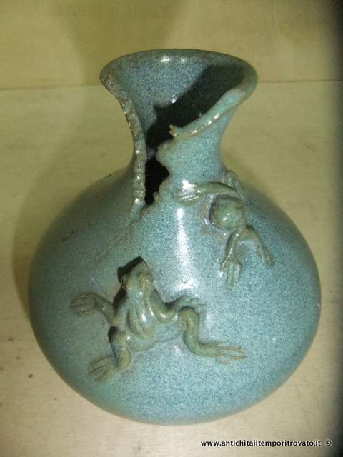 Vasetto con ranocchi - Antico vaso con ranocchi