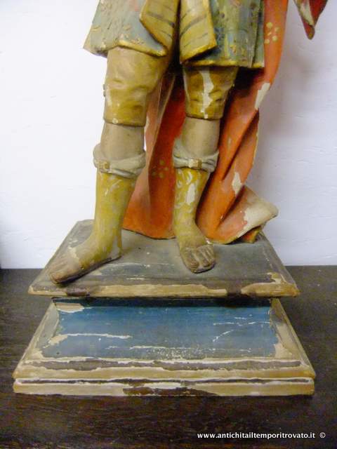 Oggettistica d`epoca - Arte sacra - San Priamo: antica scultura lignea del sec. XVIII Antica statua lignea del 700 di San Priamo - Immagine n°5  