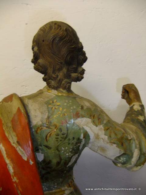 Oggettistica d`epoca - Arte sacra - San Priamo: antica scultura lignea del sec. XVIII Antica statua lignea del 700 di San Priamo - Immagine n°8  