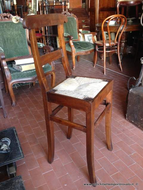 Mobili antichi → Sedie → Antica sedia da bambino Sedia piemontese da bambino
Particolare e antica sedie da bambino in massello di noce della fine dell`800, di provenienza piemontese. L`altezza alla seduta è di 57 cm. L`antica sedia in massello di noce si presenta in …
... continua ...
Immagine:immagini/catalogo/3000/3463.jpg