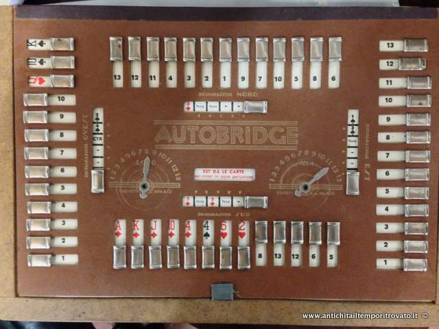 Giocattoli antichi → Giochi e giocattoli → Autobridge vintage

Gioco autobridge vintage (1950760) di provenienza italiana: Editrice giochi, Contiene la sua busta originale con 4 tabelle (8 partite). il vecchio gioco Autobridge vintage si presenta in buono stato …

... continua ...

