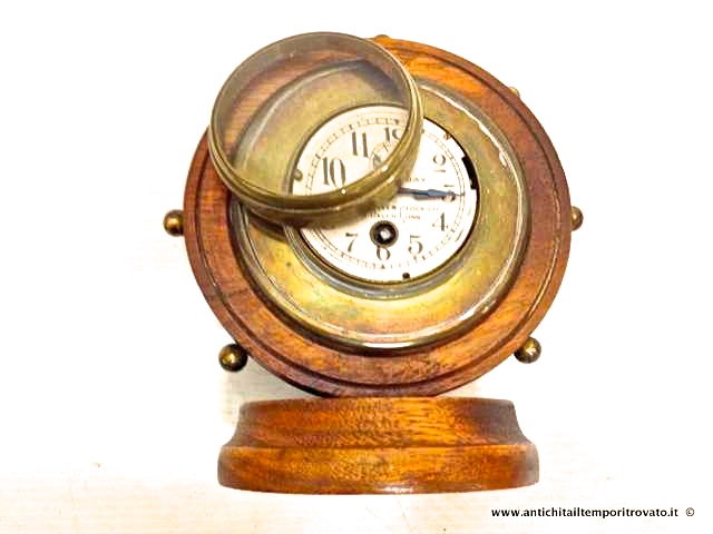 Oggettistica d`epoca - Orologi e portaorologi - Antico orologio 8 giorni con timone Orologio da tavolo New Haven Co. coon. - Immagine n°3  