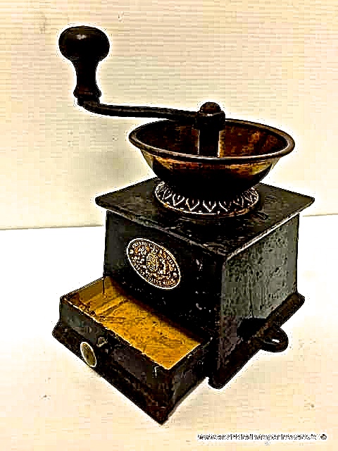 Oggettistica d`epoca - Macinacaffe - Antico macinacaffe in ghisa del pieno periodo Vittoriano Macinacaffe dell`800 - Immagine n°5  