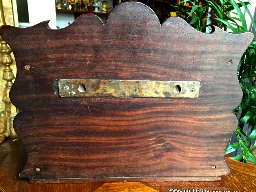 Oggettistica d`epoca - Oggetti in legno - Antico porta posta con la stella di David - Immagine n°7  