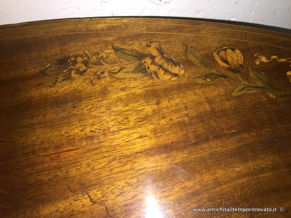 Mobili antichi - Tavoli e tavolini - Antico tavolino a fagiolo con intarsi floreali Antico tavolino Edoardiano - Immagine n°5  