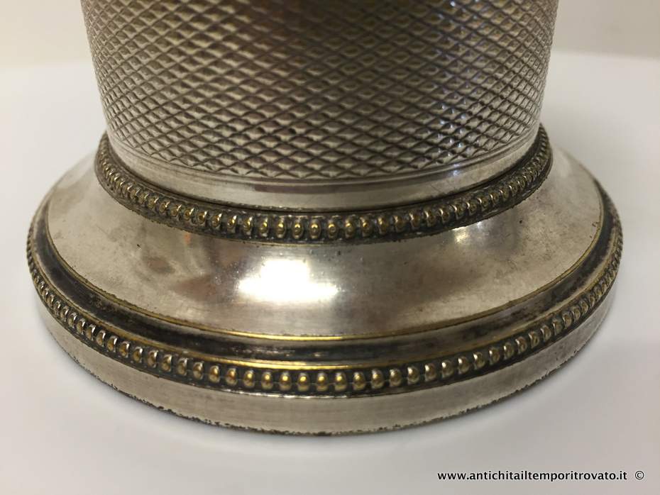 Oggettistica d`epoca - Bronzo ottone ferro - Antico campanello da tavolo Campanello d`epoca - Immagine n°3  