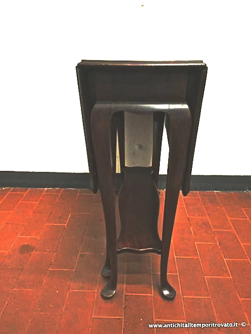 Mobili antichi - Tavoli a bandelle  - Tavolino a bandelle di piccole dimensioni Tavolo salvaspazio in mogano - Immagine n°9  