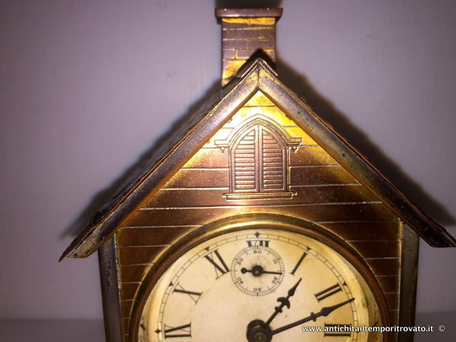 Oggettistica d`epoca - Orologi e portaorologi - Antico orologio in rame a forma di casetta Raro orologio da collezione Thomas Seth - Immagine n°6  