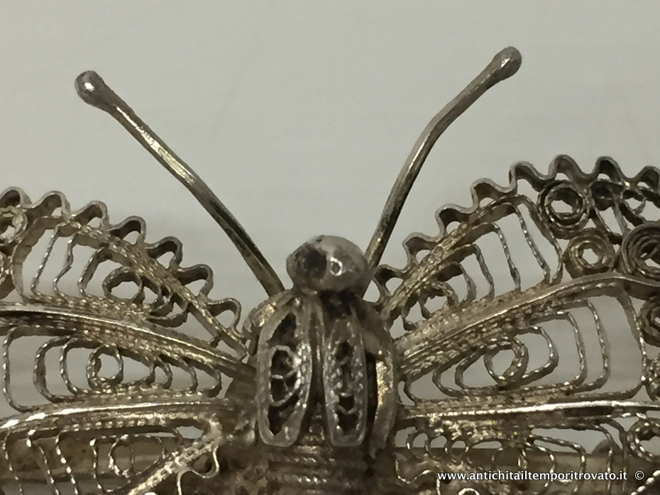 Gioielli e bigiotteria - Spille antiche - Vecchia farfalla in argento inglese Spilla in argento a forma di farfalla - Immagine n°5  