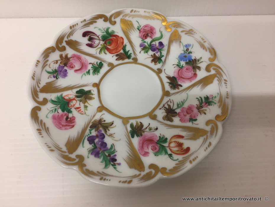 Oggettistica d`epoca - Tazze da collezione - Antica tazza francese in limoges Tazza dell`800 con decori floreali - Immagine n°4  