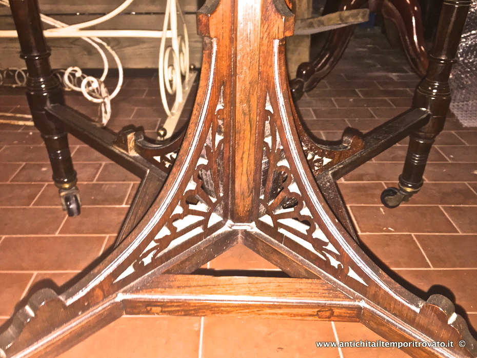 Mobili antichi - Tavoli e tavolini - Tavolino in palissandro intarsiato Antico tavolino inglese da salotto - Immagine n°5  