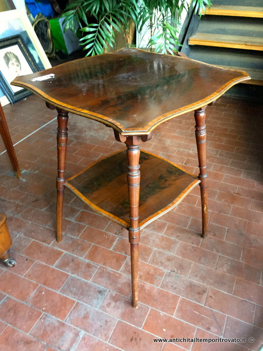Tavolino Edoardiano in piuma e bois de rose - Antico tavolino da appoggio