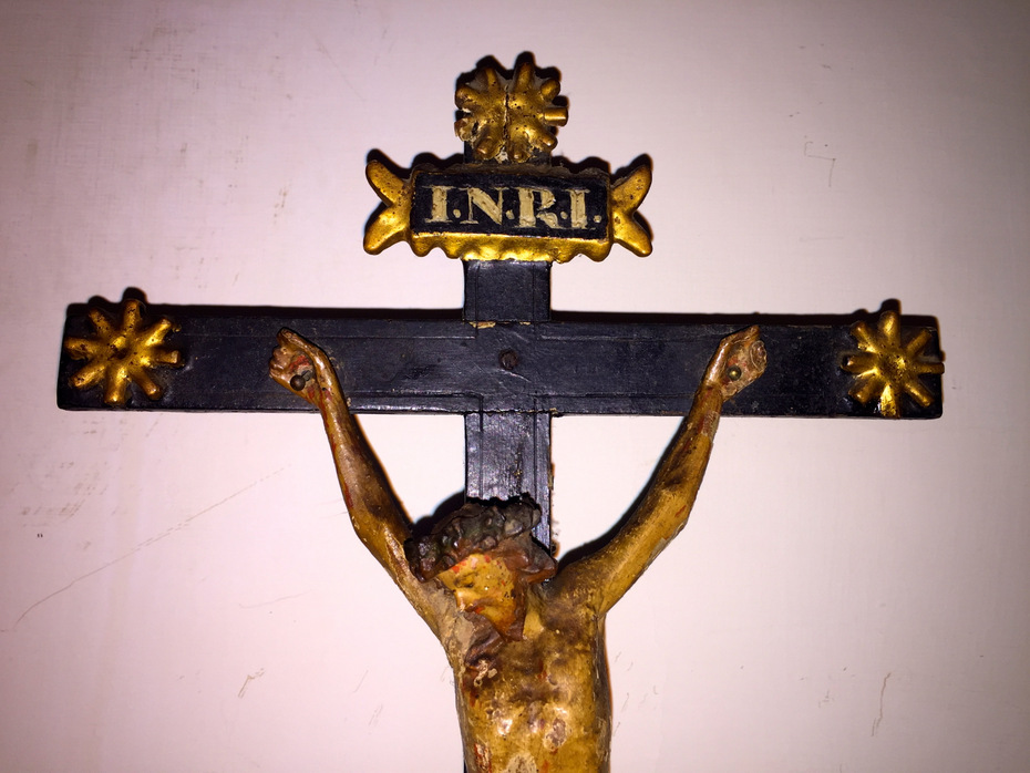 Oggettistica d`epoca - Arte sacra - Antico Cristo in croce in legno policromo Antica croce con Cristo in legno intagliato meta 800 - Immagine n°3  