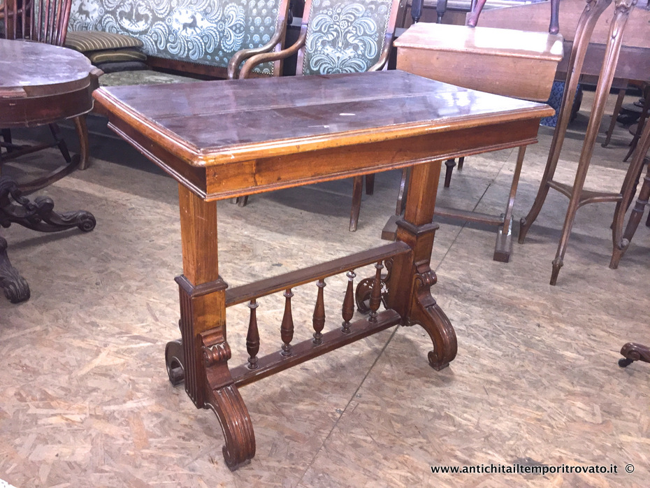 Mobili antichi - Tavoli e tavolini - Antico tavolo portavivande a due piani Antico tavolo Vittoriano con piano sollevabile - Immagine n°2  