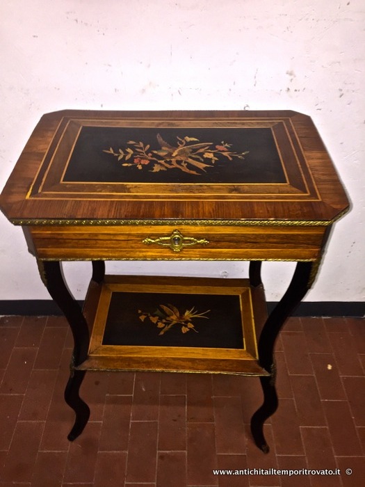 Antico tavolino Napoleone III intarsi floreali - Tavolino napoleone III intarsiato con uccellini