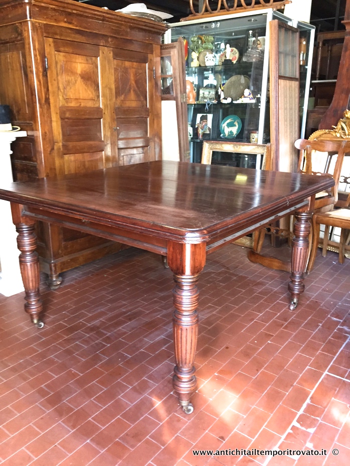 Antico tavolo inglese in mogano fine 800 - Antico tavolo Vittoriano angolo stondato, esteso m.1,78