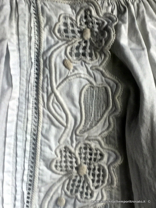 Sardegna antica - Tutto Sardegna - Antica camicia costume sardo Oristano - Immagine n°8  