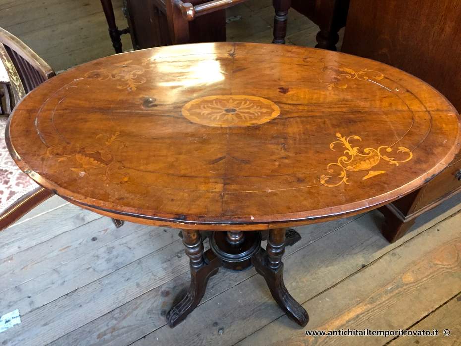 Antico tavolino da salotto Vittoriano - Antico tavolino ovale intarsiato