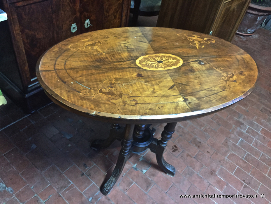 Mobili antichi - Tavoli e tavolini - Antico tavolino da salotto Vittoriano Antico tavolino ovale intarsiato - Immagine n°4  