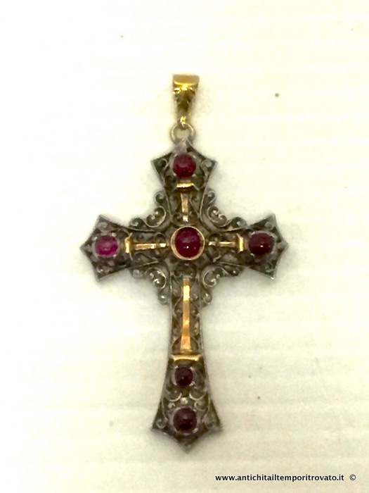 Antichita' il tempo ritrovato - Antica croce argento e oro 750 con rubini cabochon