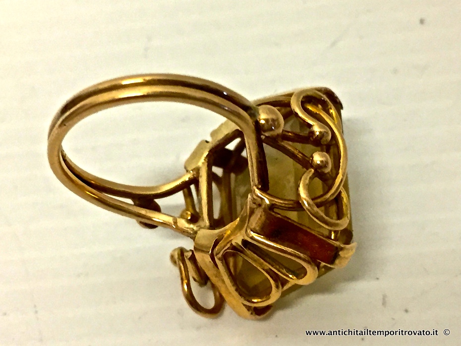 Gioielli e bigiotteria - Anelli - Antico anello in oro 18 kt. e quarzo citrino Antico anello con quarzo citrino - Immagine n°2  
