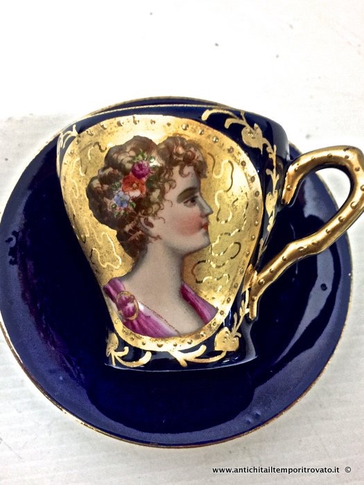 Antica tazzina da caffè da collezione decorata a mano - Tazzina da caffè blu cobalto e oro zecchino con viso di donna dipinto mano