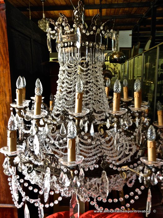 Imponente lampadario in cristallo con 24 luci (m.Ø1,25) - Grande lampadario stile impero in bronzo dorato e cristalli