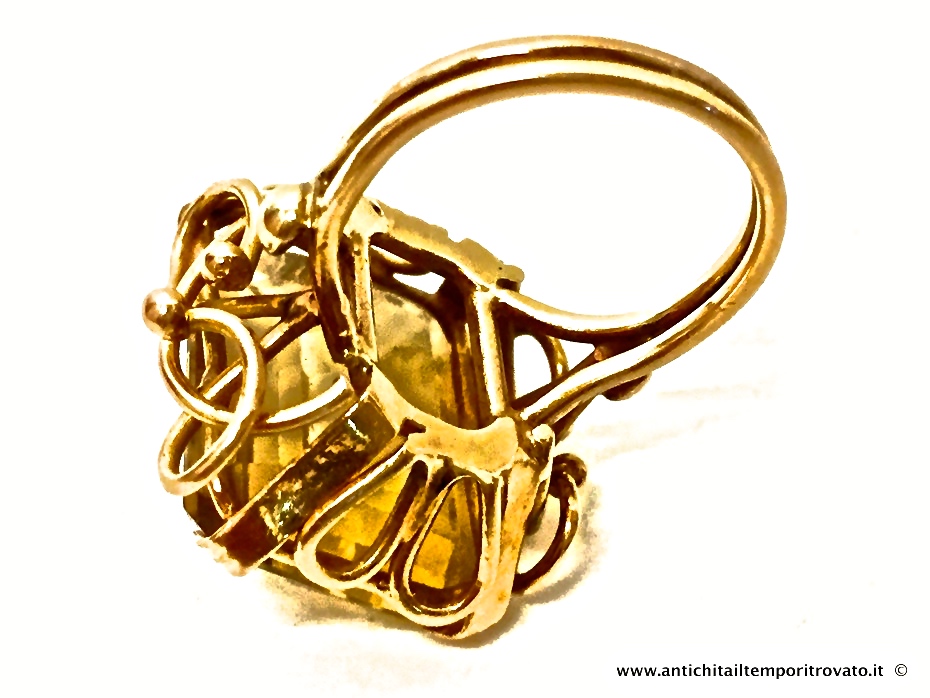 Gioielli e bigiotteria - Anelli - Antico anello in oro 750 e topazio Antico anello 18 kt. con topazio - Immagine n°6  