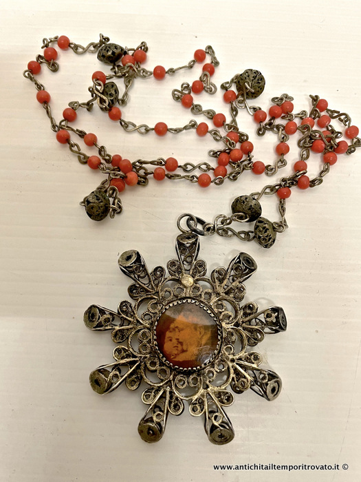 Antico rosario sardo in filigrana e pasta di vetro rosso - Antico rosario sardo domenicano con rosone