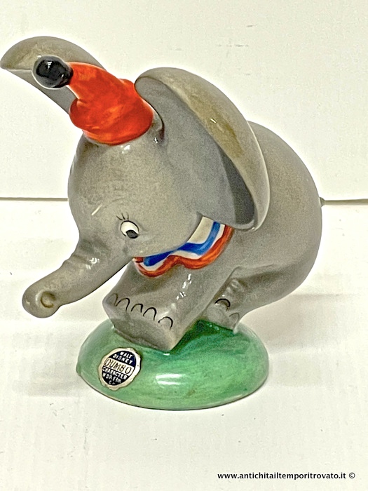 Figurina Disney Dumbo Goebel DIS 122 - Deliziosa statuina tedesca di Dumbo della Disney DIS 122 marcata Goebel