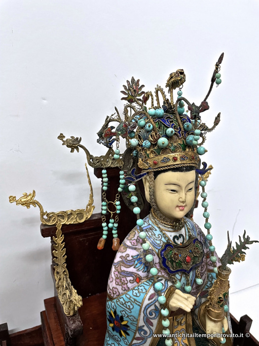 Oggettistica d`epoca - Statue e statuine - Imperatore e imperatrice cinesi sul trono - Immagine n°4  