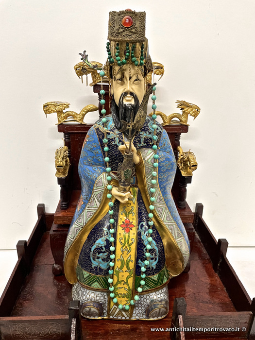 Oggettistica d`epoca - Statue e statuine - Imperatore e imperatrice cinesi sul trono - Immagine n°8  