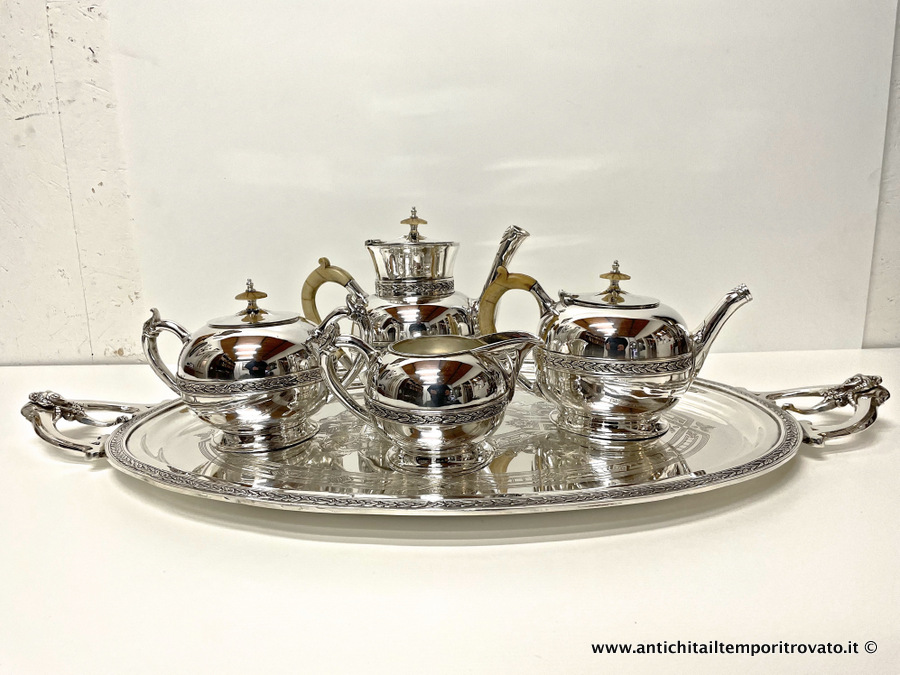 Antico set composto da vassoio e 4 pezzi - Antico set  italiano da te e caffè con vassoio