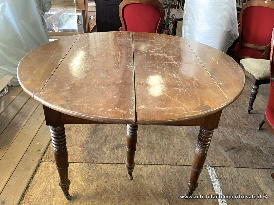 Antico tavolo francese in massello di noce: estensibile sino a metri 3,60 - Solido tavolo allungabile m.3,35 francese dell'800 con 6 gambe tornite