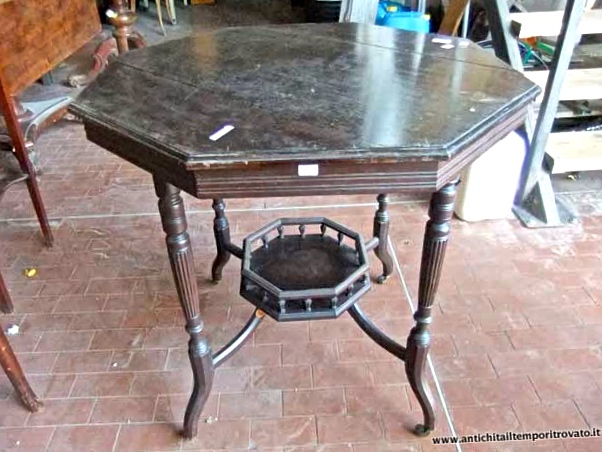 Antico tavolino ottagonale con rondò in mogano - Antico tavolino inglese in massello di mogano