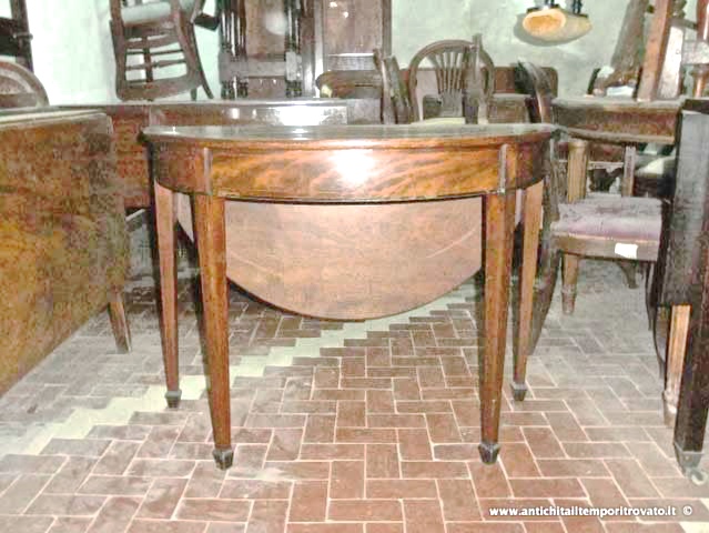 Antico tavolo consolle Vittoriano con bandella - Antico tavolo consolle in mogano con una bandella