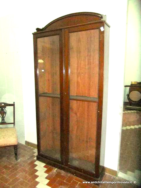 Antica vetrina argentiera inglese - Antico mobile per collezioni: profondità esterna cm.29
