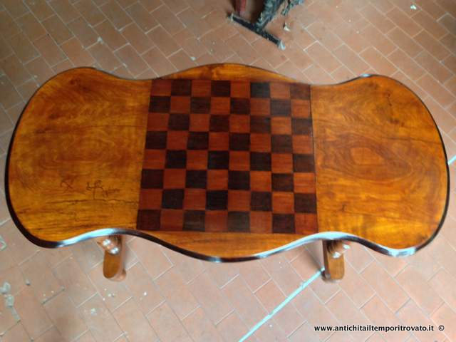 Mobili antichi - Tavoli da gioco - Antico tavolino con scacchiera Tavolino inglese con scacchiera intarsiata - Immagine n°2  