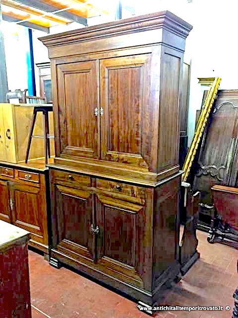 Antica credenza in pioppo - Credenza d`epoca pannellata
