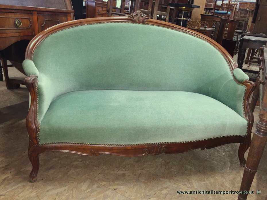 Antico divano - Piccolo divano francese con cimasa