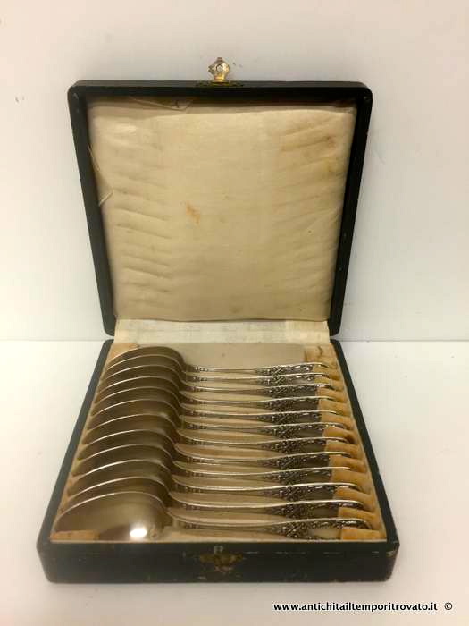 Set di 12 cucchiaini da tè - Antichi cucchiaini francesi con decoro neoclassico